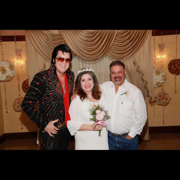 Meet Your Posher - Picture 8 of 9